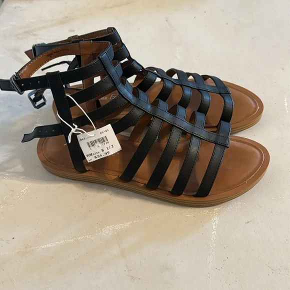 Women’s American Eagle Sandals size 8 1/2 Brown and Black - Picture 2 of 7